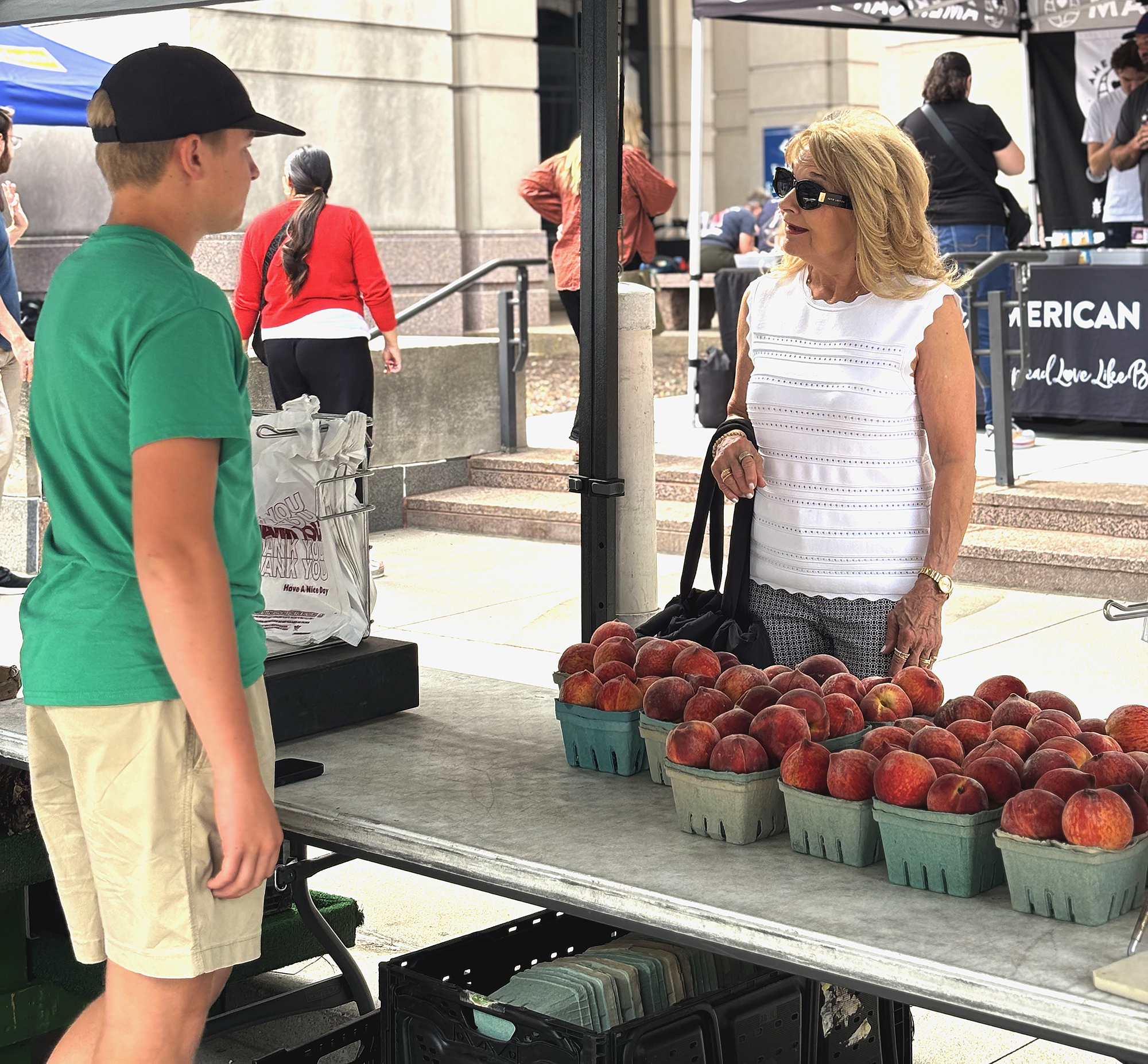 farmers market.jpg